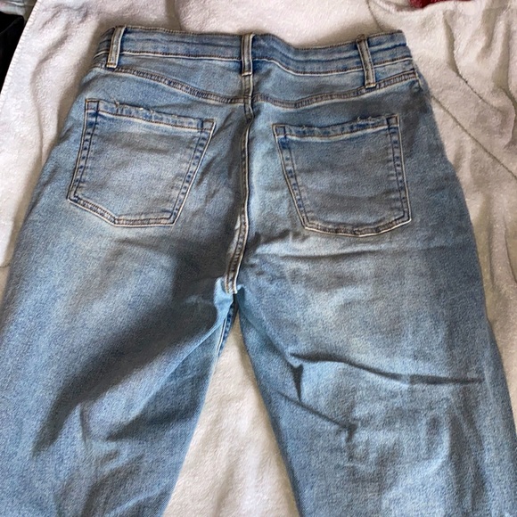 Ripped mom jeans - Picture 2 of 3